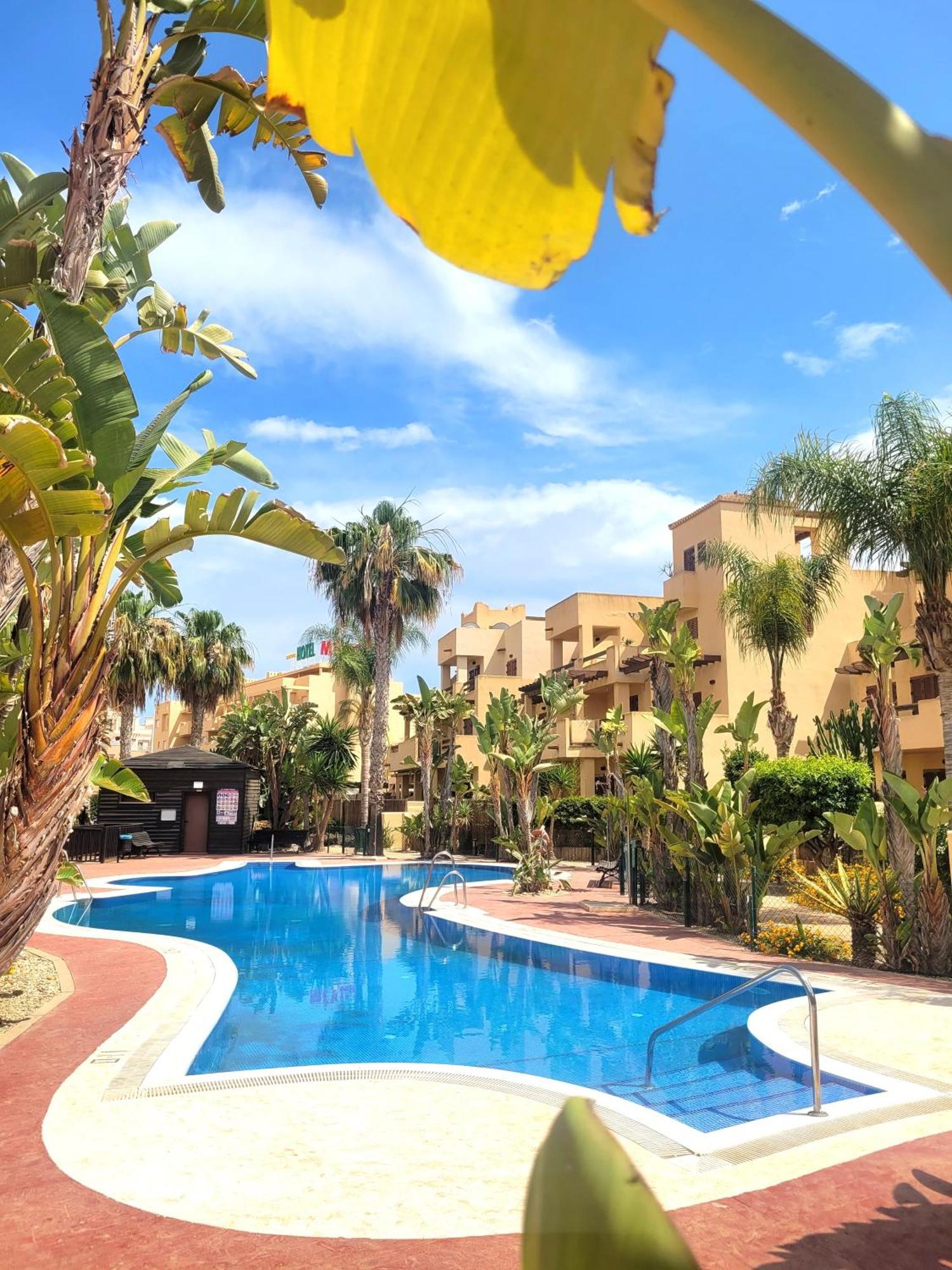 Bajo Con Una Terraza Espectacular Al Lado De La Playa Y Con Acceso Directo A La Piscina! Los Amarguillos Ngoại thất bức ảnh