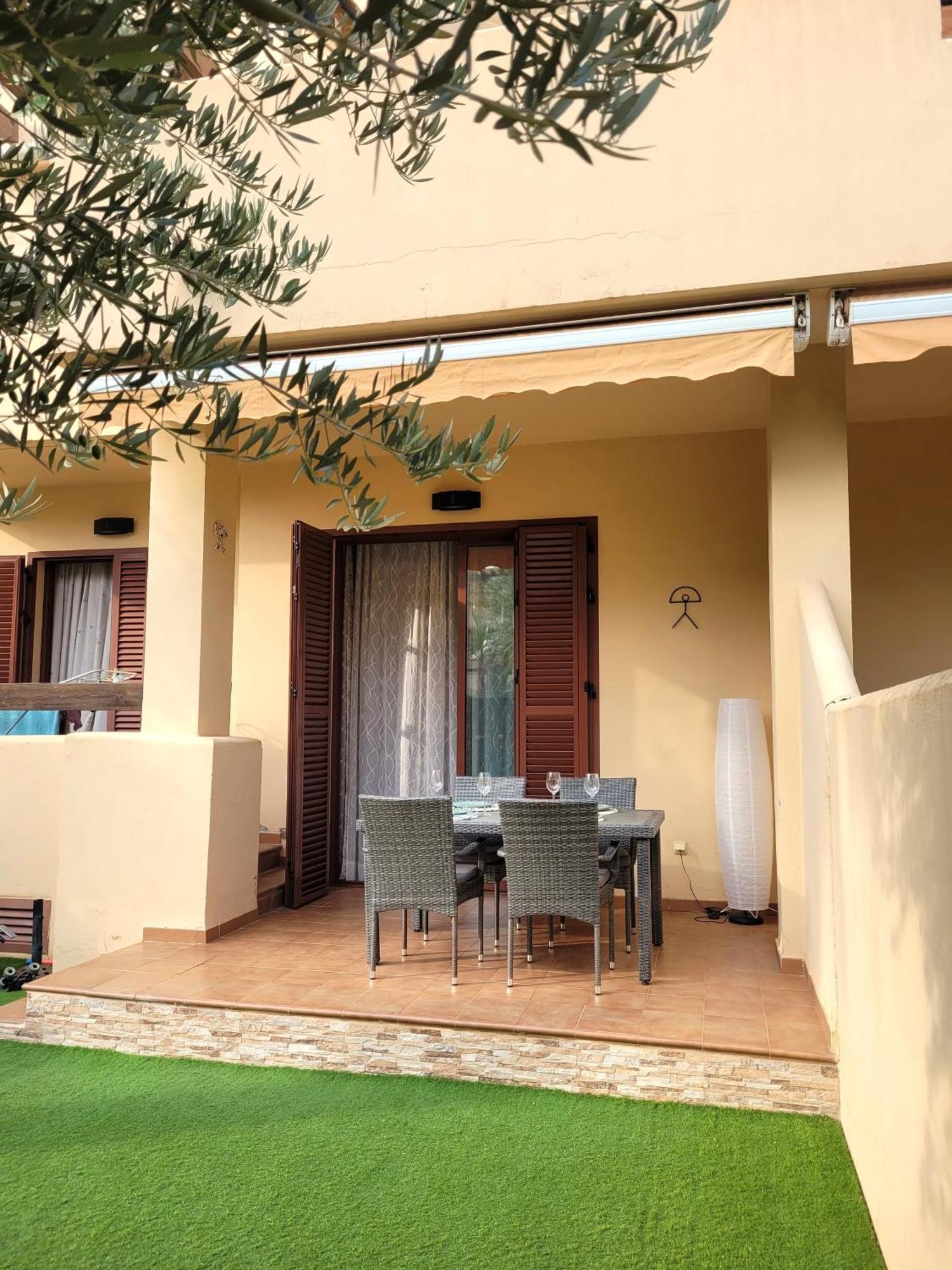 Bajo Con Una Terraza Espectacular Al Lado De La Playa Y Con Acceso Directo A La Piscina! Los Amarguillos Ngoại thất bức ảnh